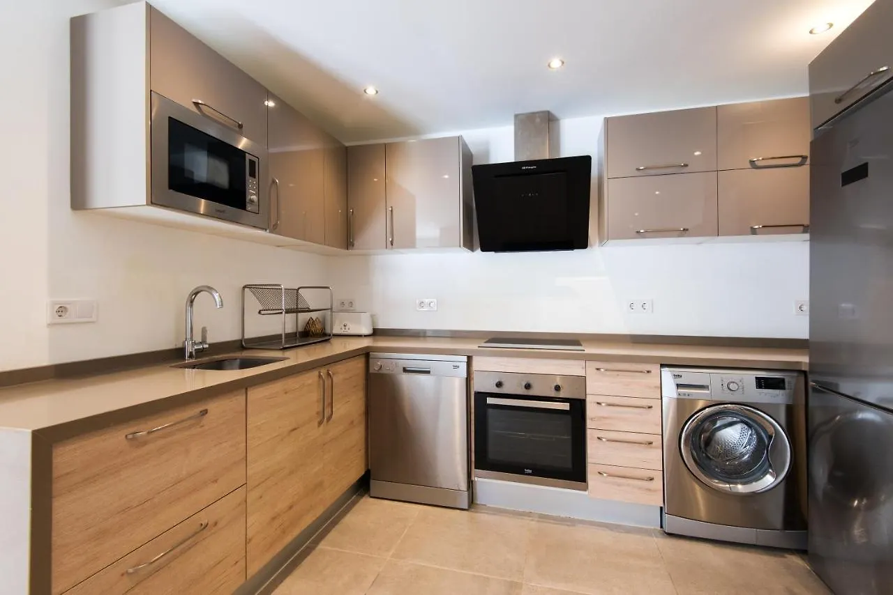 Pets Friendly Apartment, Next To The Marina And Arroyo De La Miel Benalmádena Spanje
